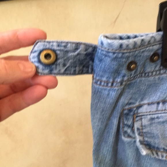 Jeans - Picture 7 of 8